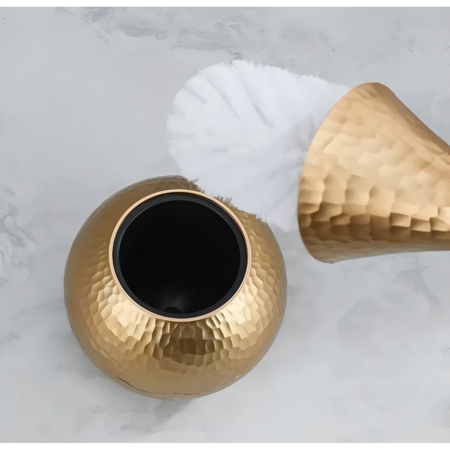 Brosse De Toilette Originale Avec Poignée Design Et Finition Métallique