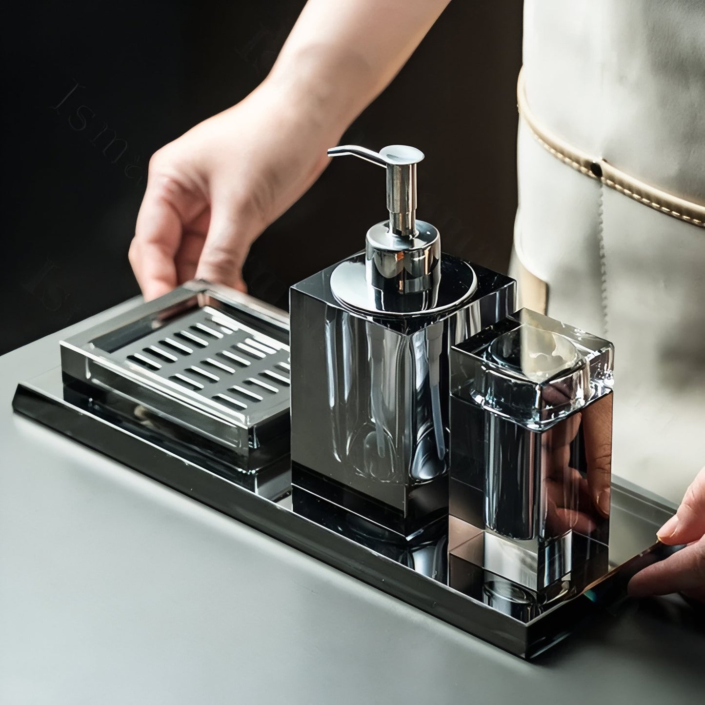 Accessoires De Salle De Bain Luxe En Cristal Noir Et Reflets Brillants