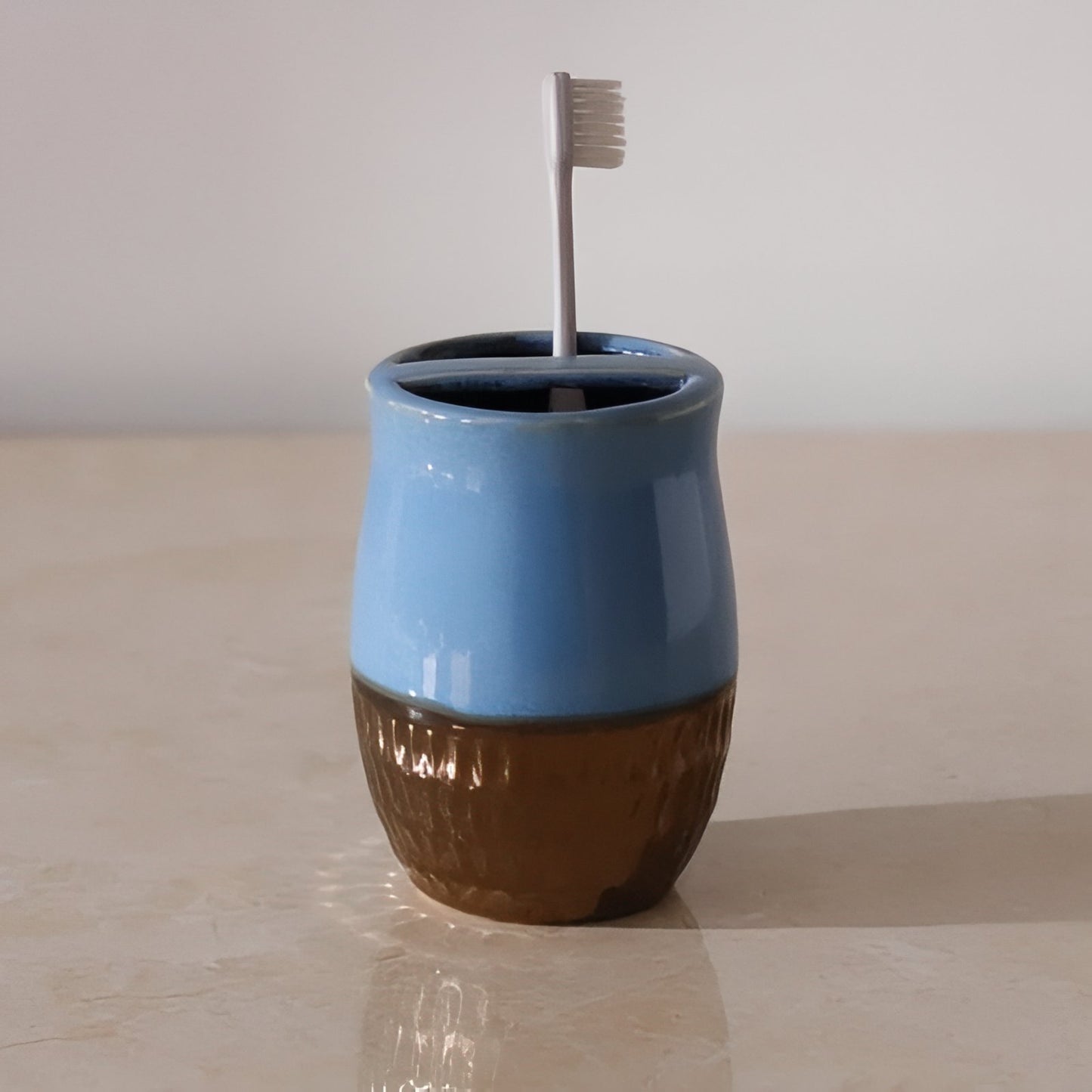 Accessoires De Salle De Bain Design En Céramique Bleu Et Marron