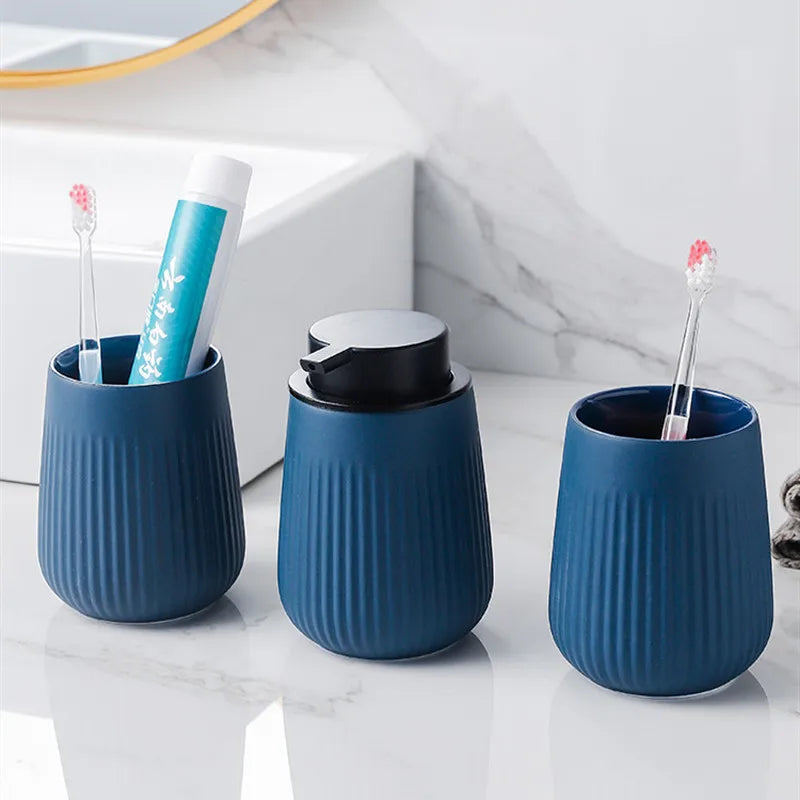 Kit Accessoires Salle De Bain Bleus En Céramique Minimaliste