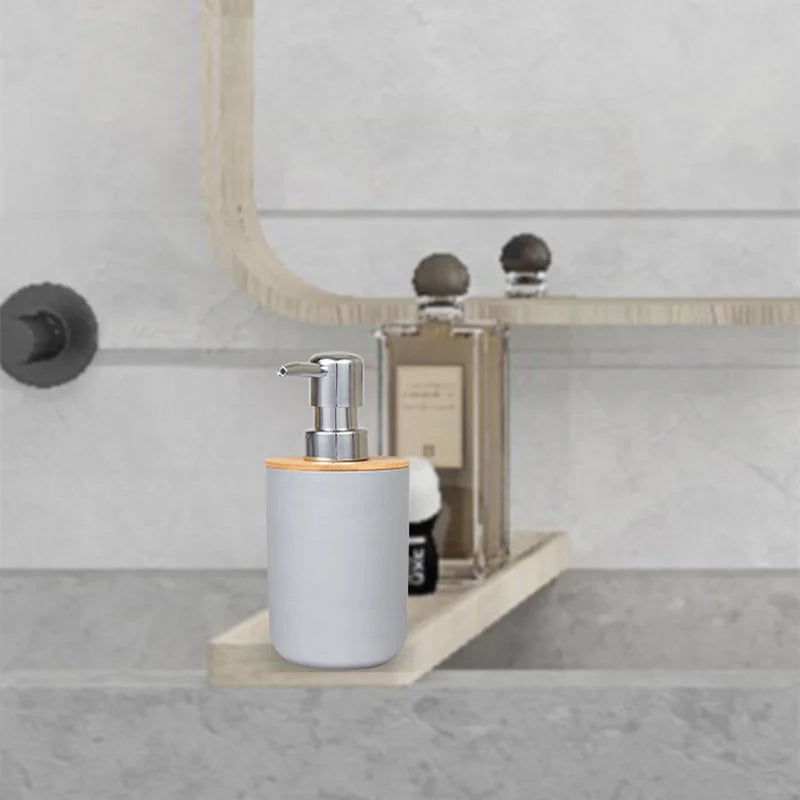 Kit Accessoires De Salle De Bain Gris Avec Bambou