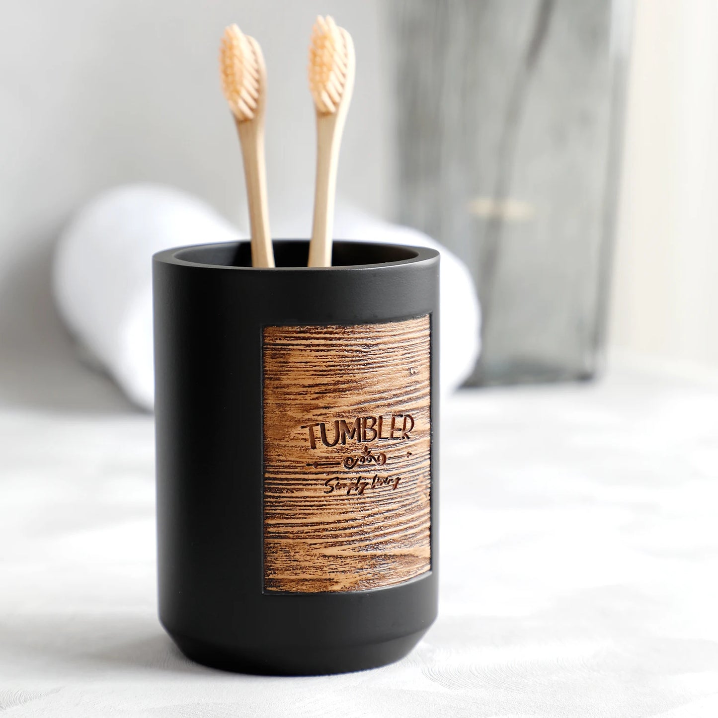Kit Accessoires Toilettes Noir et Marron