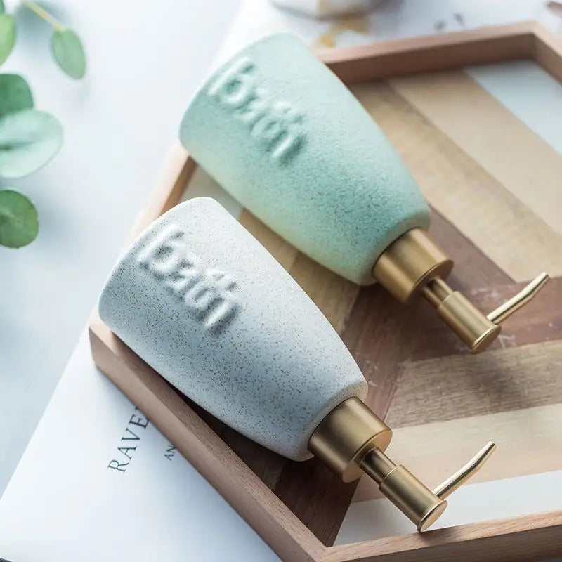 Distributeur De Savon En Céramique Minimaliste - Édition Pastel Avec Pompe Dorée