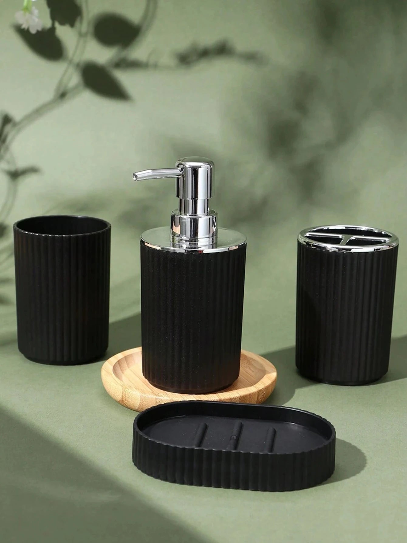 Kit Accessoires De Salle De Bain Noir Mat Avec Distributeur Et Porte-Savon