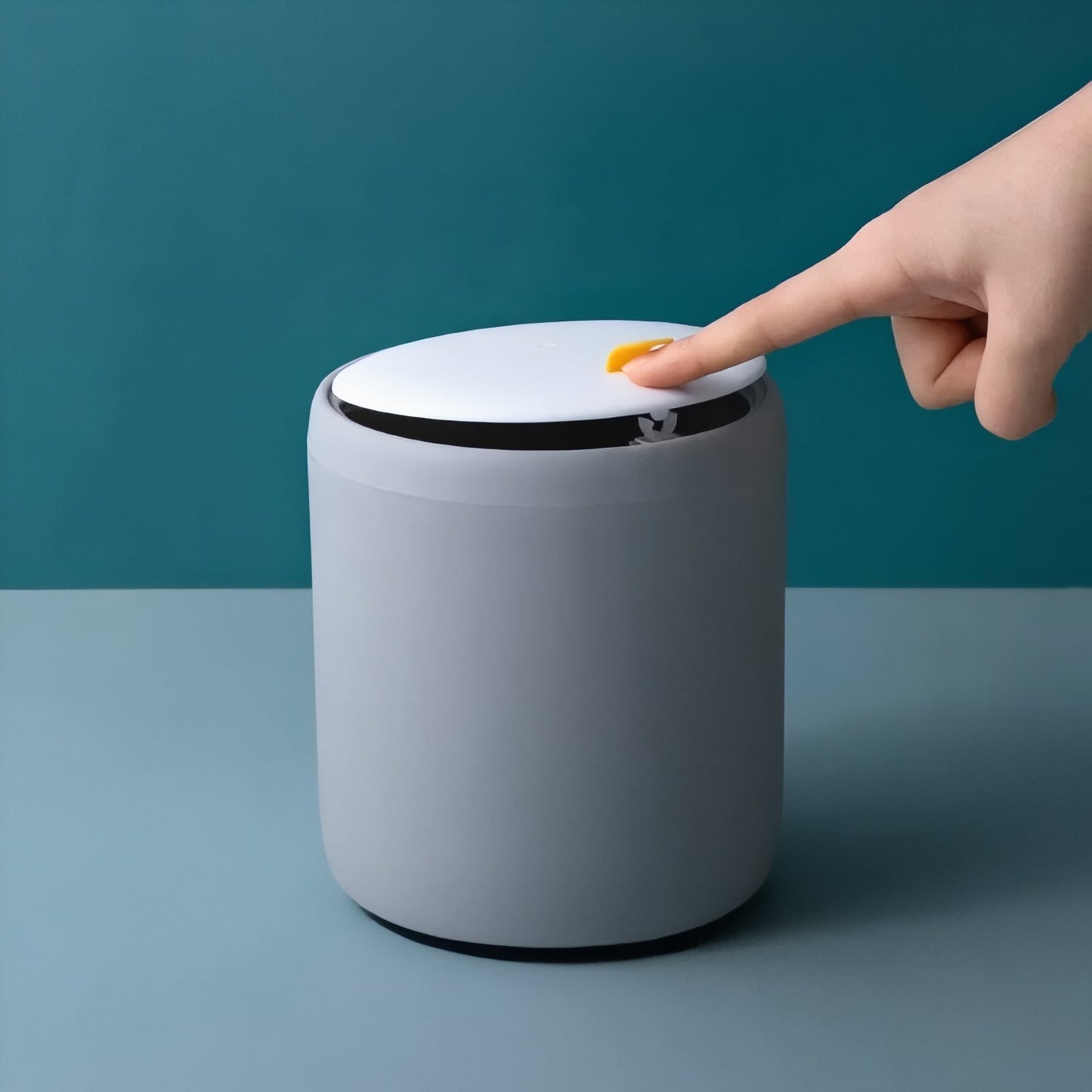 Mini Poubelle Design Avec Couvercle Étanche Et Coloré